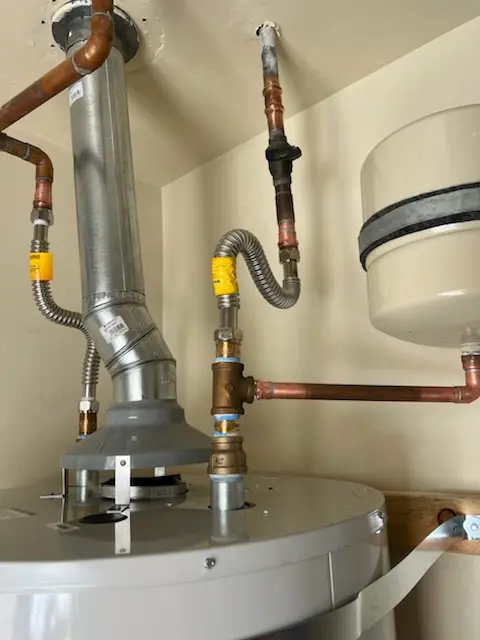 Water heater installation and plumbing repair in Deer Run